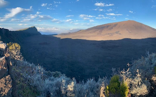 Explorer le volcan Le Piton de La Fournaise avec un guide